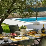 Pietra By Interhome Galižana