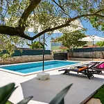 Pietra By Interhome