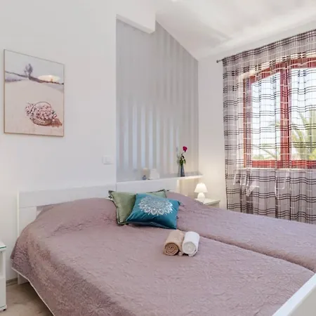 Ferienhaus Pietra By Interhome