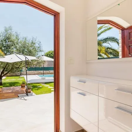 Ferienhaus Pietra By Interhome *