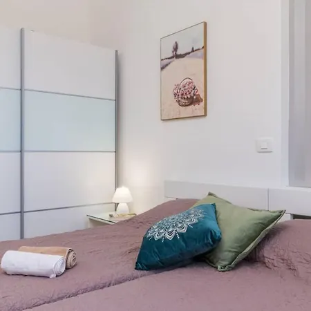 Pietra By Interhome Galižana