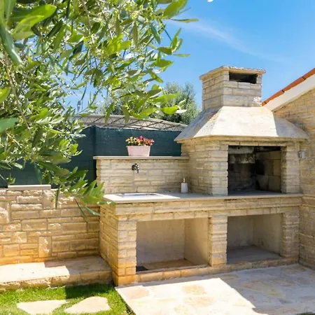 Feriehus Pietra By Interhome *